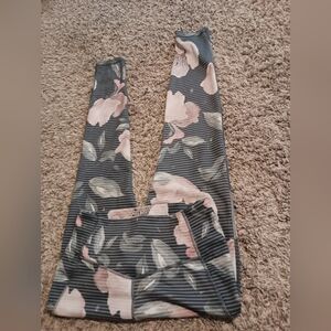 Senita Athletics Pink and Gray Leggings